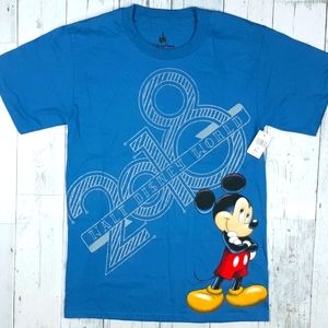 NEW Walt Disney World Mickey Mouse T-shirt Tee Men's Small Disney Parks 2018 NWT